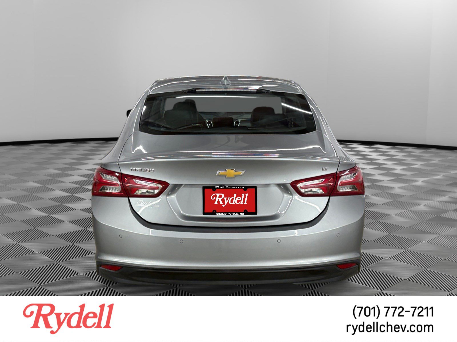 Used 2024 Chevrolet Malibu LT FWD image 4