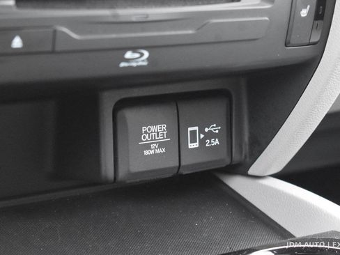 Used 2019 Honda Pilot Touring image 34