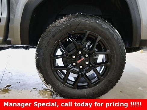 New 2026 GMC Canyon Elevation w/ Convenience Package image 27