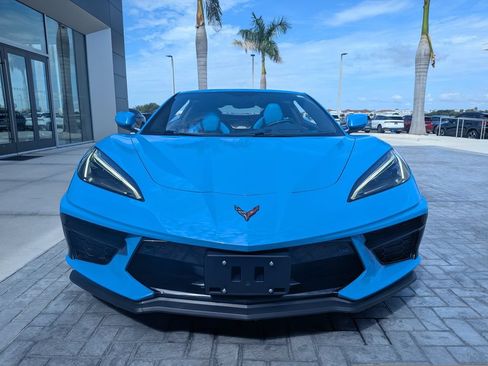 Used 2022 Chevrolet Corvette Stingray Premium Cpe w/ Z51 Performance Package RWD image 9