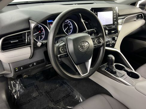 Used 2023 Toyota Camry LE image 7