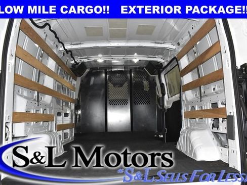 Used 2024 Ford Transit 250 Low Roof w/ Exterior Upgrade Package image 16