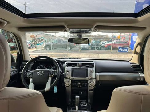 Used 2016 Toyota 4Runner SR5 Premium image 10