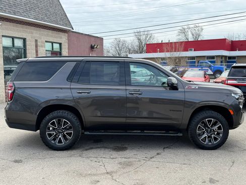 Used 2021 Chevrolet Tahoe Z71 w/ Z71 Off-Road Package image 6
