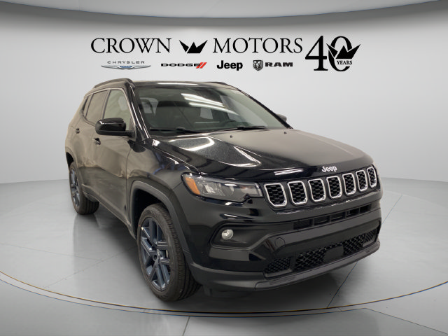 Used 2026 Jeep Compass Latitude AWD/4WD image 9