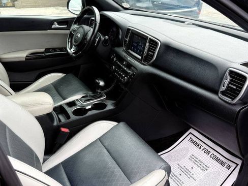 Used 2019 Kia Sportage EX w/ EX Sport Appearance Package AWD/4WD image 22