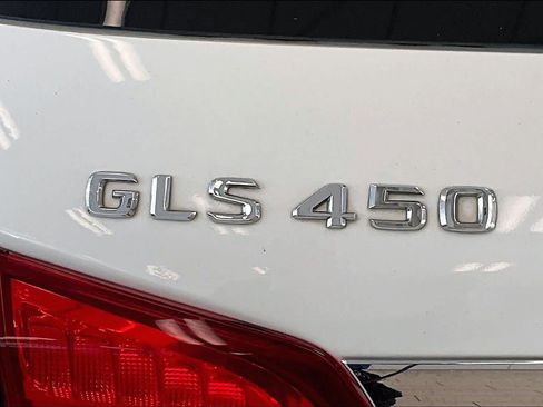 Used 2017 Mercedes-Benz GLS 450 4MATIC image 29