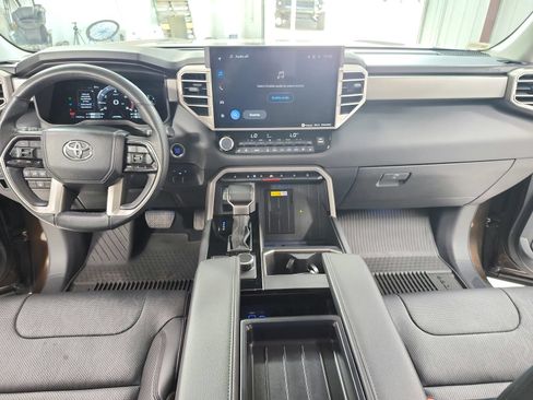 Used 2024 Toyota Tundra Limited w/ Power Package AWD/4WD image 25