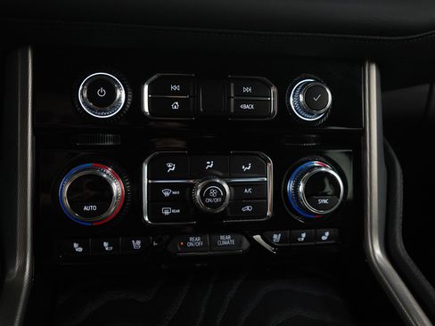 Used 2024 GMC Yukon Denali w/ Max Trailering Package AWD/4WD image 25