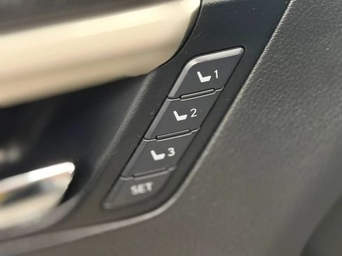 Used 2017 Lexus RX 350 AWD w/ Premium Package image 22