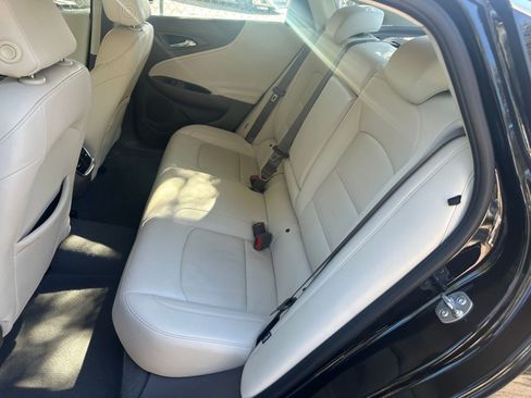 Used 2024 Chevrolet Malibu LT image 31