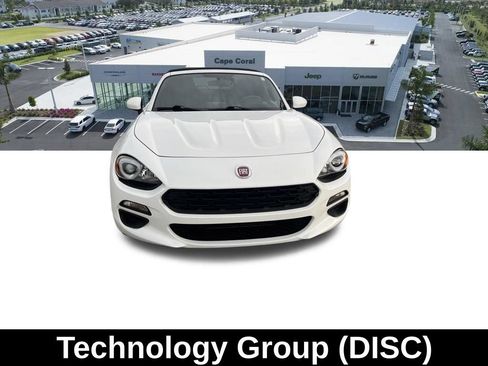 Used 2018 FIAT 124 Spider Classica w/ Technology Group RWD image 4