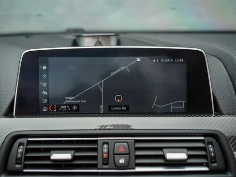 Used 2018 BMW M6 Convertible w/ Executive Package image 31