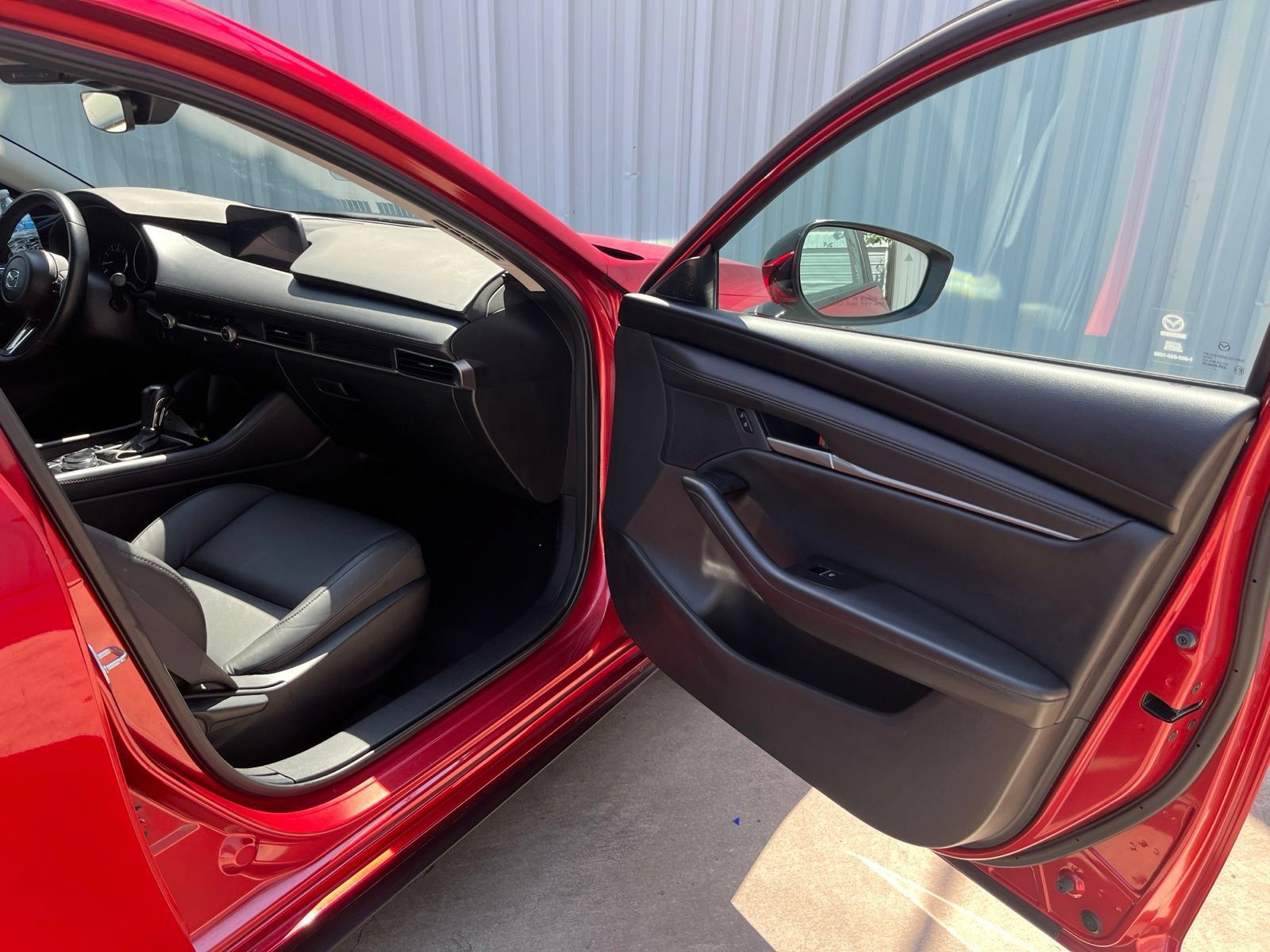Certified 2025 MAZDA MAZDA3 s FWD image 17