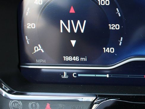 Used 2024 Chevrolet Silverado 1500 High Country image 28