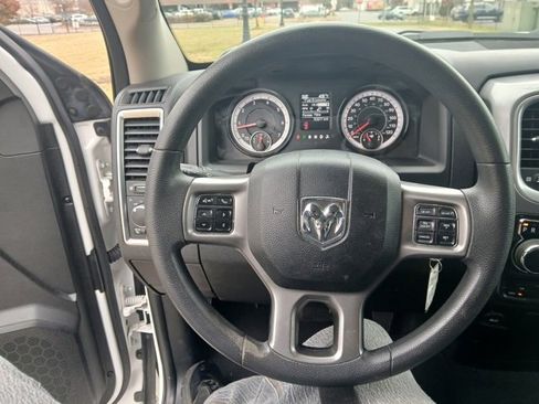 Used 2024 RAM 1500 Classic SLT image 27