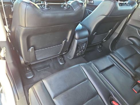 Used 2024 Dodge Durango GT image 18