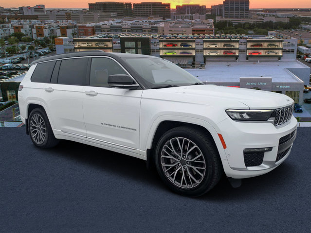 Certified 2025 Jeep Grand Cherokee L Summit AWD/4WD image 1