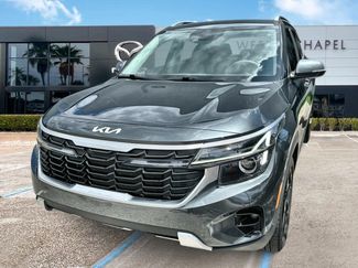Used 2024 Kia Seltos EX FWD video 1