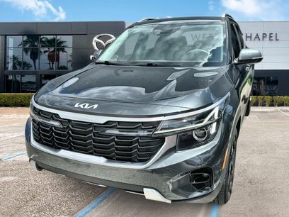 Used 2024 Kia Seltos EX