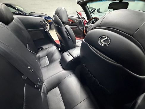 Used 2007 Lexus SC 430 Convertible w/ Preferred Accessory Pkg RWD image 15