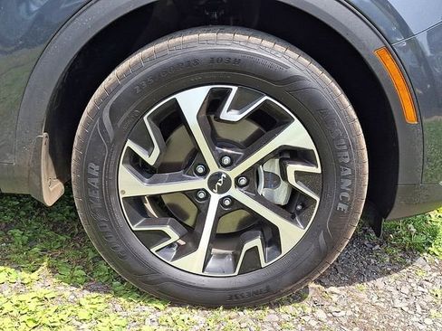 Certified 2023 Kia Sportage EX AWD/4WD image 8