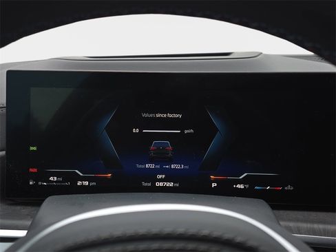 Used 2025 BMW X5 M60i w/ Climate Comfort Package image 23