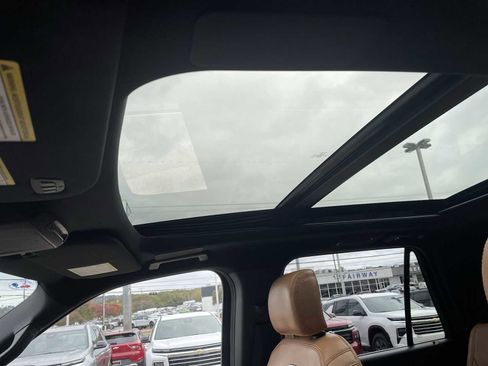 Used 2023 Ford Expedition Max Platinum image 19