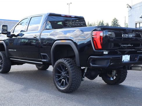 Used 2025 GMC Sierra 2500 Denali Ultimate AWD/4WD image 3