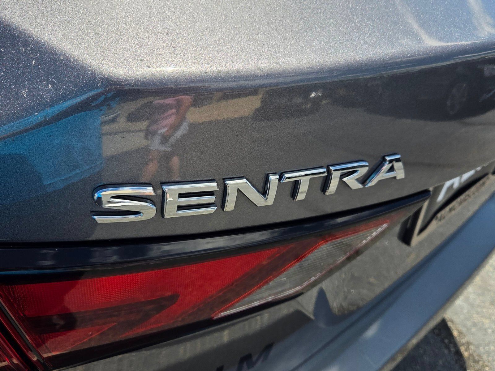 Used 2024 Nissan Sentra SV FWD image 11