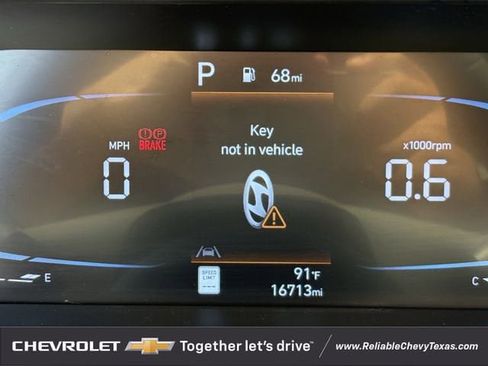 Used 2025 Hyundai Elantra Sport FWD image 17