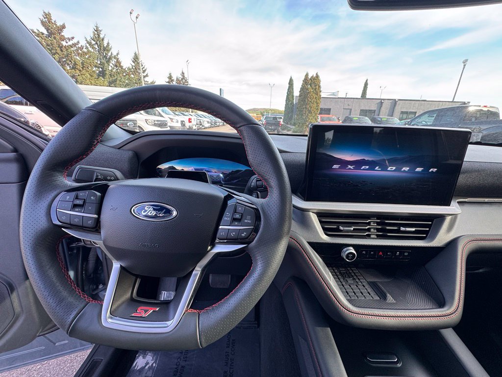 Used 2025 Ford Explorer ST AWD/4WD image 20