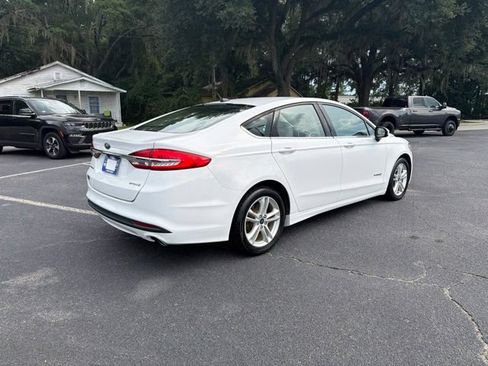 Used 2018 Ford Fusion S FWD image 4