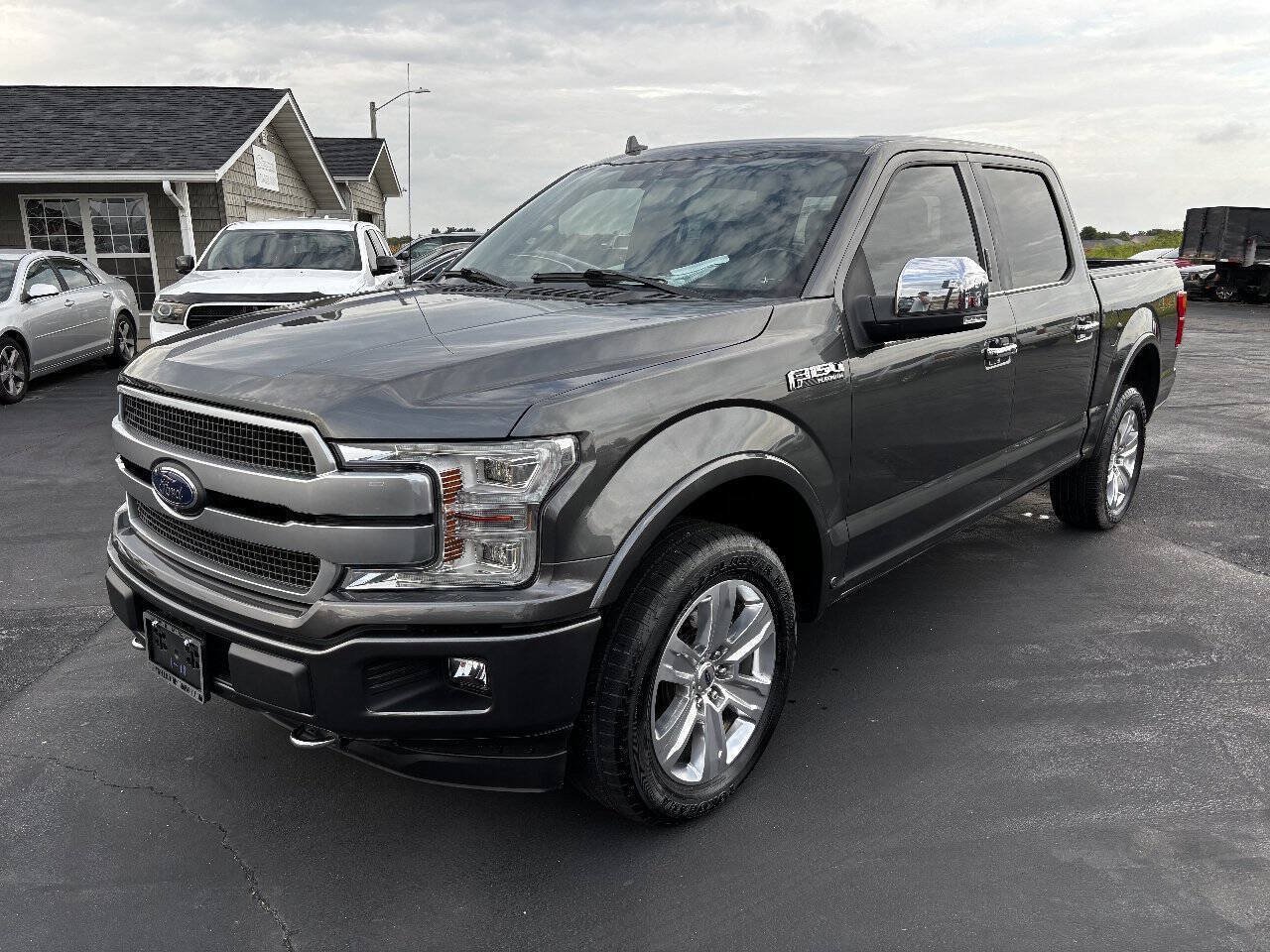 Used 2018 Ford F150 Platinum w/ Equipment Group 701A Luxury AWD/4WD image 8
