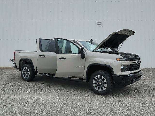 New 2026 Chevrolet Silverado 2500 Custom w/ Custom Value Package AWD/4WD image 10