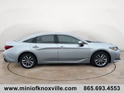 Used 2022 Toyota Avalon XLE w/ Moonroof Package