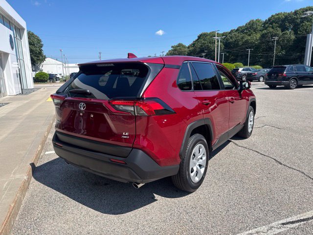 Used 2024 Toyota RAV4 LE AWD/4WD image 2