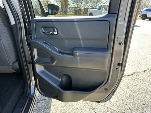 New 2026 Nissan Frontier SV w/ SV Convenience Package RWD image 16