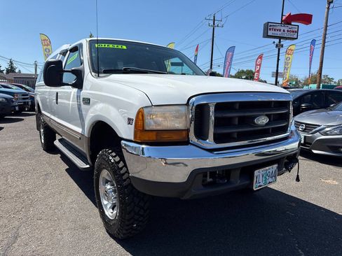 Used 1999 Ford F250 Lariat image 5