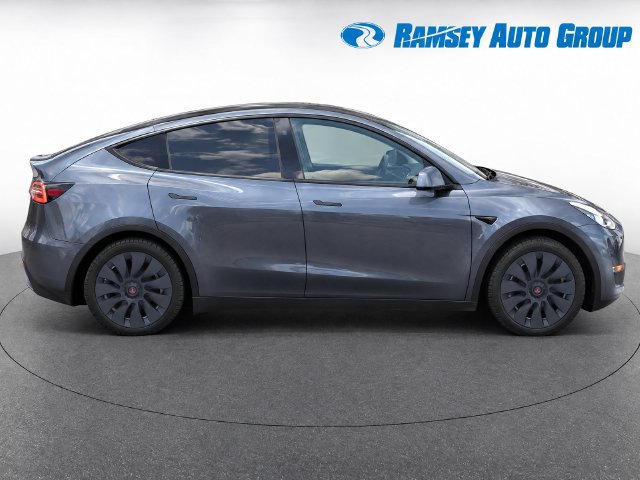 Used 2023 Tesla Model Y Long Range AWD/4WD image 8