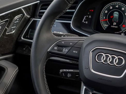 Used 2025 Audi Q7 3.0T Prestige w/ Prestige Package image 16