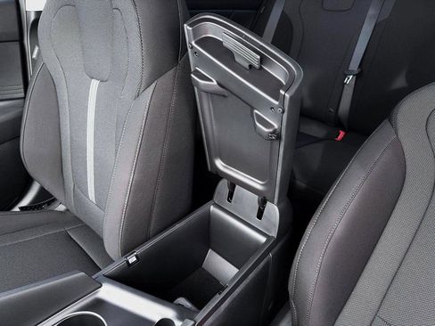 New 2026 Hyundai Elantra SE w/ Cargo Package image 18