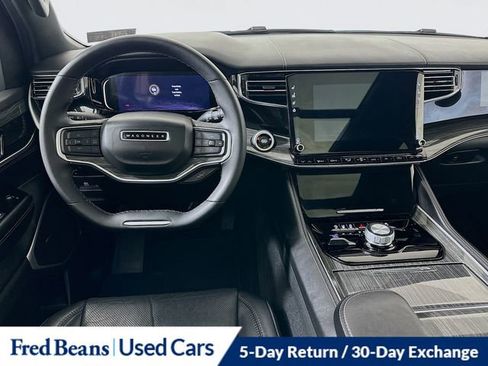 Used 2022 Jeep Wagoneer Series II w/ Premium Group I image 26