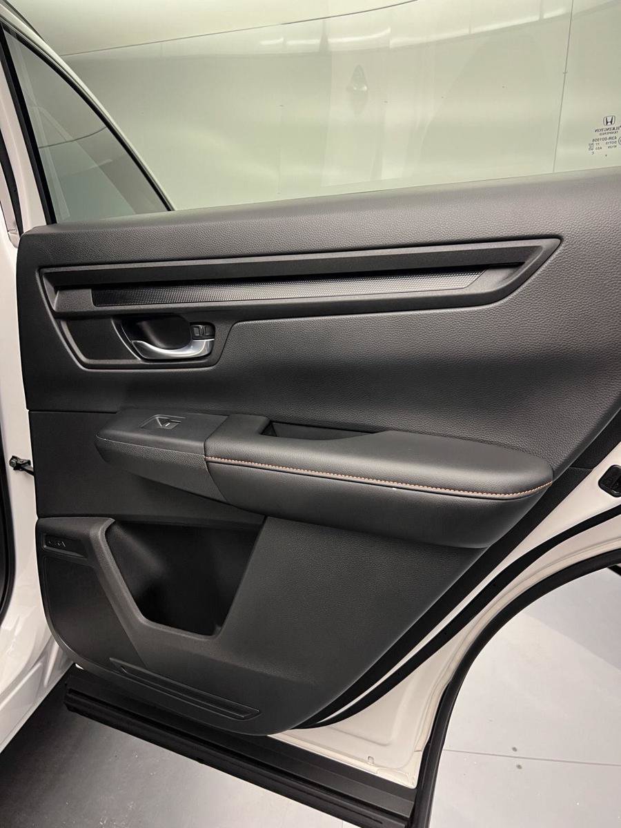 Used 2026 Honda CR-V Sport image 39