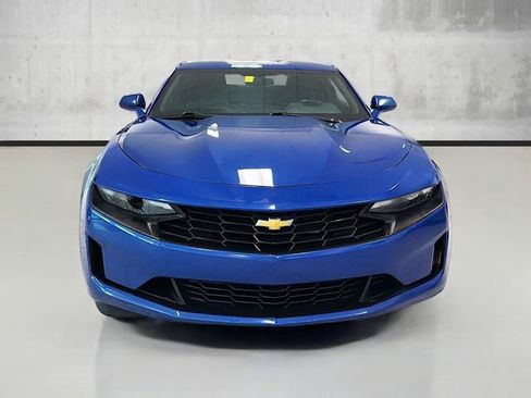 Used 2021 Chevrolet Camaro LT image 2