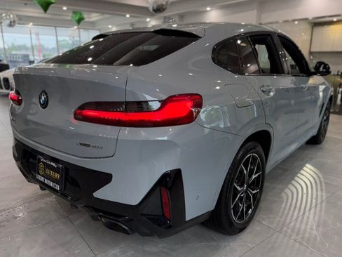 Used 2023 BMW X4 xDrive30i w/ M Sport Package AWD/4WD image 9