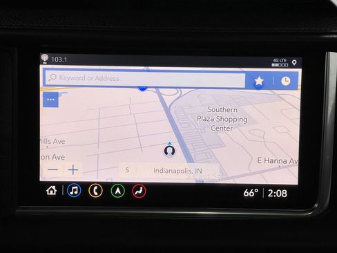 Used 2021 GMC Yukon Denali w/ Advanced Technology Package image 10