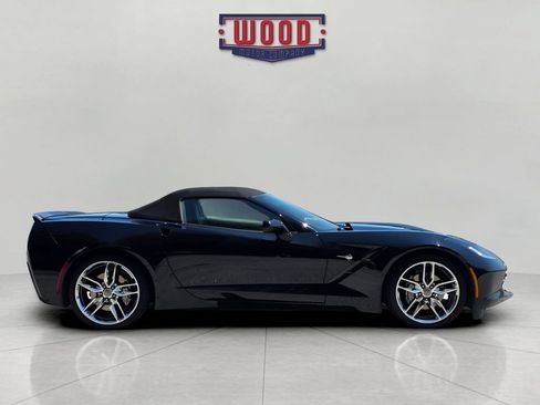 Used 2018 Chevrolet Corvette Stingray Convertible w/ 2LT Preferred Equipment Group RWD image 2