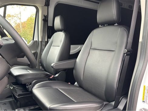 New 2026 Ford Transit 150 148 Medium Roof w/ Load Area Protection Package image 12
