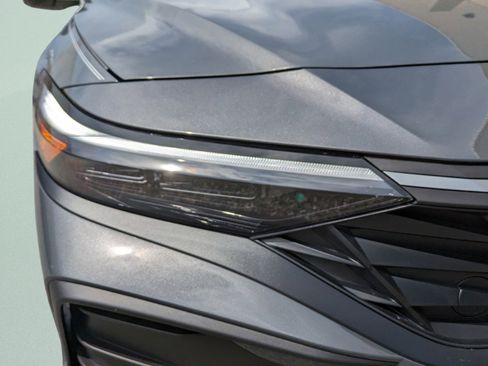 New 2026 Hyundai Elantra SE FWD image 29